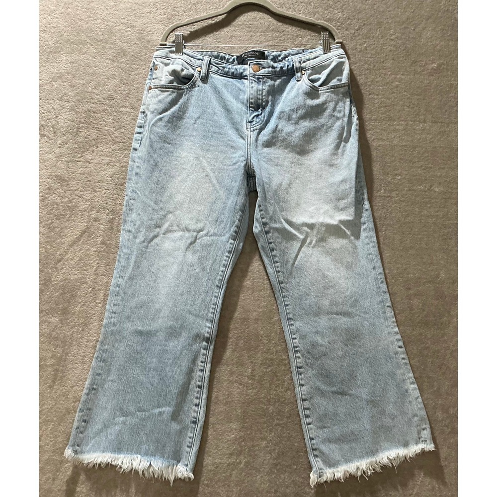 Liverpool Hannah Crop Flare Jeans Women 12/31 Light Raw Hem Denim Summer Cowgirl